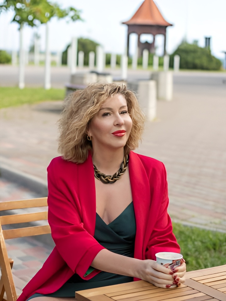 Олеся привлекальеная девушка из Арзамаса цена от 5000 руб