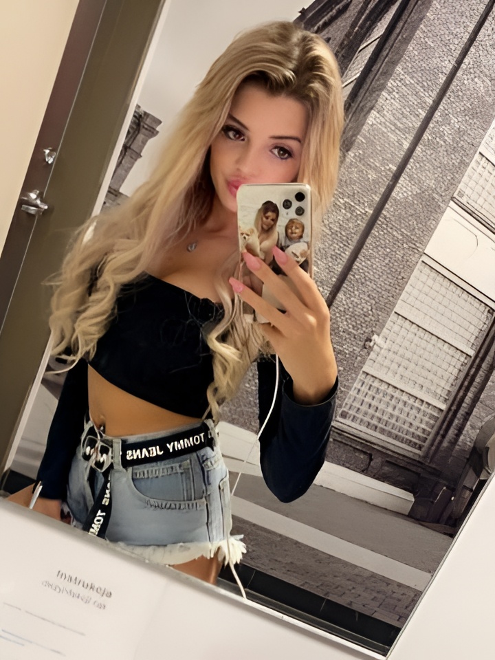 Роксана привлекальеная девушка из Арзамаса цена от 10000 руб