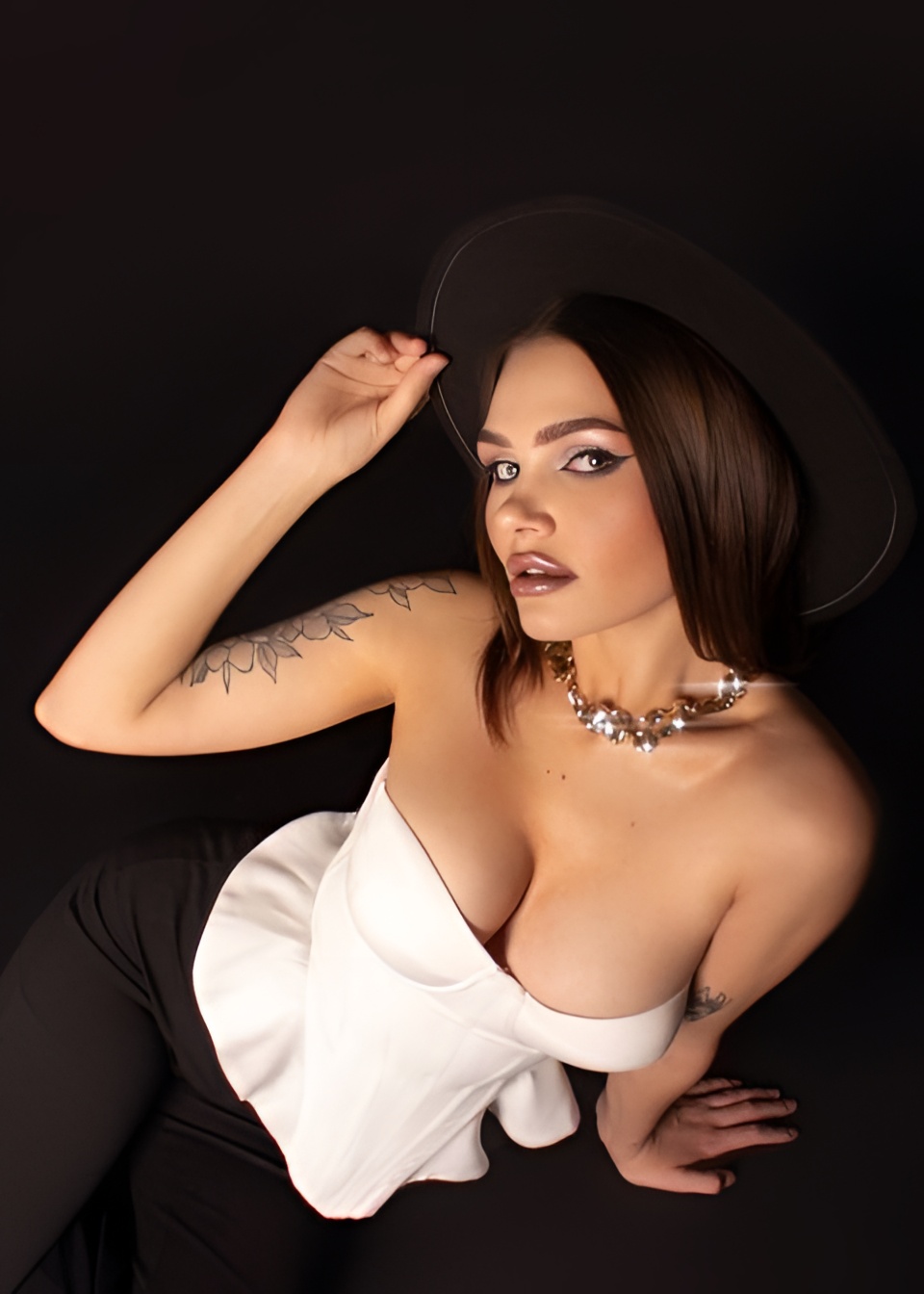 Яна привлекательная девушка из Арзамаса цена от 6000 руб