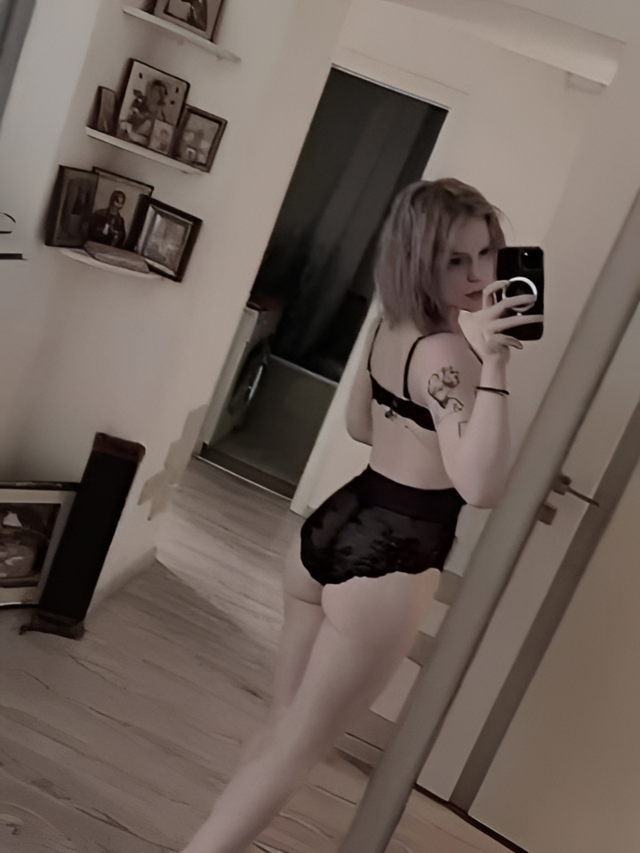 Индивидуалка Аврора, доступна для личного знакомства от 10000 руб