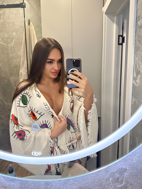 Людмила привлекательная девушка из Арзамаса цена от 2500 руб