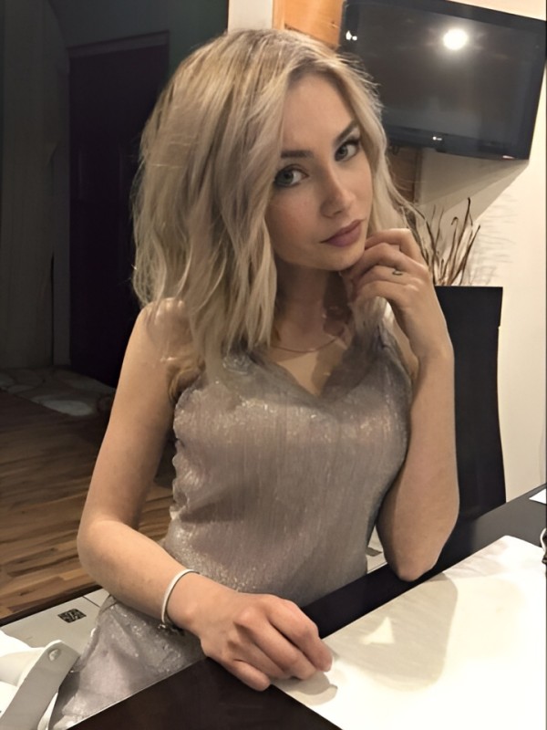 Ульяна привлекательная девушка из Арзамаса цена от 10000 руб